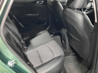 Kia Ceed SW 1.5 T-GDi Gold A/T - 9