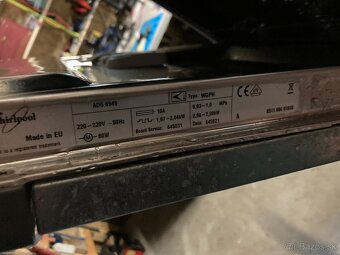 Vstavaná plne integrovaná 60cm umývačka Whirlpool ADG6949 - 9