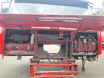 Kabina Tatra T815 EURO 2, 3 REPAS - 9
