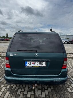 Predam Mercedes-Benz - 9