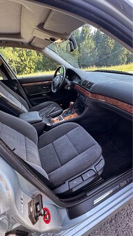 BMW e39 523i - 9