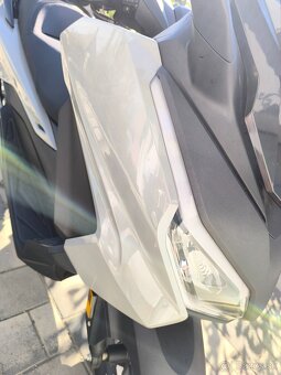 Honda Forza 125 - 9