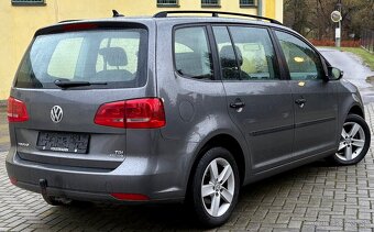 VOLKSWAGEN TOURAN 1.6 TDI 77KW 199000TKM 2012 - 9