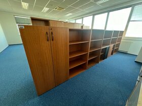 Kancelársky nábytok - skrine - 9