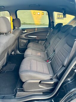 Ford S-max - 9