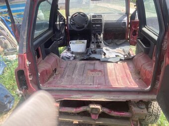 Suzuki vitara 1.6 JLX - 9
