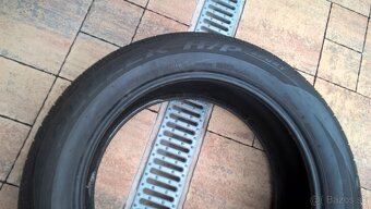 2 ks LETNÉ 235/55 R19 101V BRIDGESTONE 5-6 mm LEN 19,99€/kus - 9