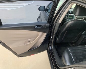 Predam Volkswagen Passat b6 1.9TDI, 77KW ,R.v.2007, - 9