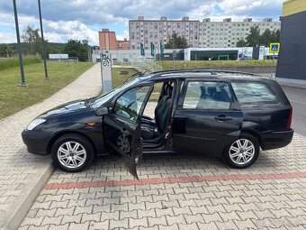 Ford focus Combi. Mk1 66kw 90 PS - 9