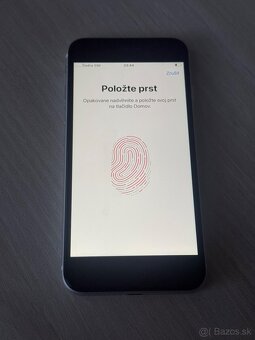 Predám iPhone SE 2020 64GB White - 9