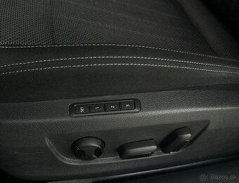 Škoda Superb 2.0 TDi DSG STYLE Virtuall Metrix 2020/6 - 9