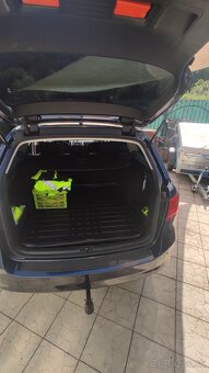 Predám W. Passat b7 1.6 tdi - 9