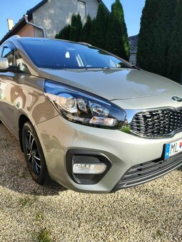Kia carens - 9