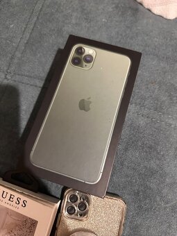 Predám i phone 11 pro max - 9