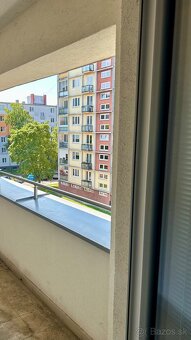 Prenájom 2 izb. moderný byt v centre Trenčína s parkovaním - 9