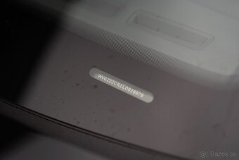 Predám VOLKSWAGEN TOUAREG 3.0 TDi webasto, odpočet DPH - 9