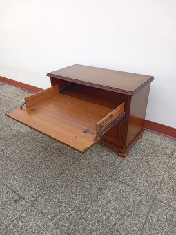 Rustikálna komoda, nábytok - 9