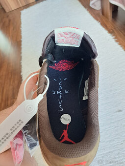 Predám tenisky Nike Air Jordan 1 travis scott - 9
