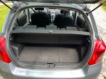 Toyota Yaris 1.3benzin - 9