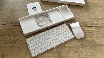 CTO Apple iMac 21,5" Retina 4K 3,4GHz 16GB Radeon Pro 560 - 9