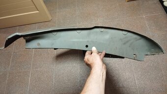 Levý předni blatník na Škoda 100, 110ls, 110R - 9