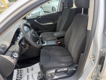 VW Passat B6 Variant 1.9 TDI Comfortline, Nové STK,Rozvody - 9