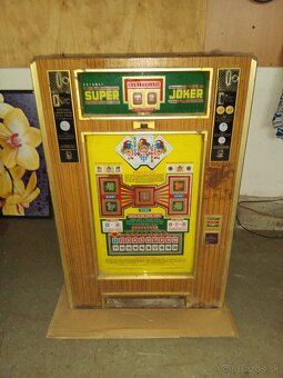 Herný automat super poker - 9