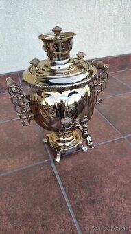 Ruský samovar v zlatej farbe - 9