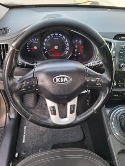 Kia sportage 1,6gdi  benzin - 9