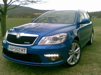 Škoda Octávia 2,0 - TDI RS - 9
