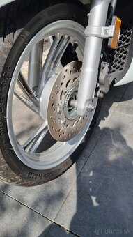Honda SH125 r.v.2019 s kufrom a plachtou - 9