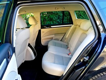 SKODA SUPERB 2.0 DSG - 9