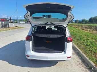 Oprl Zafira tourer 1.4, 103 kw, benzin + plyn, 7 miestny - 9
