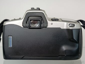 Analógová zrkadlovka Minolta - 9