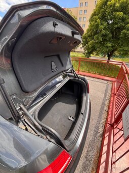 AUDI A6 2008 - 9