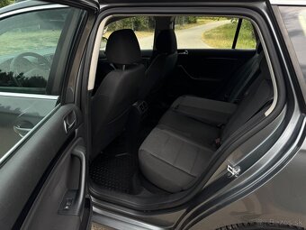 Volkswagen Golf 6 Kombi 2.0 tdi 103kw Cr highline SK TP - 9