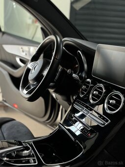 Mercedes Benz GLC 250 - 9