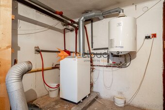 Na predaj 5 izbový RD Tekovské Lužany Znížená cena - 9