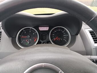 Renault Mégane kombi 1,5 DCi Nové ČR Klima, Manuál 2009 - 9