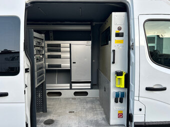 Renault Master L2H2, exkluzívna pojazdna dielňa BOTT, DPH - 9