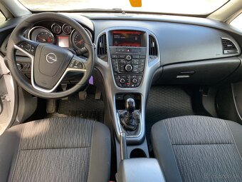 Opel Astra Sport Tourer ST 1.6 CDTI - 9