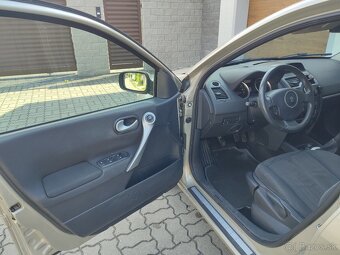 Predám RENAULT MEGANE - 9