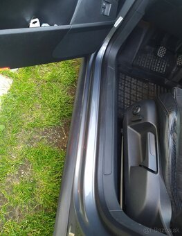 Volkswagen Passat B6 2.0 TDi - 9