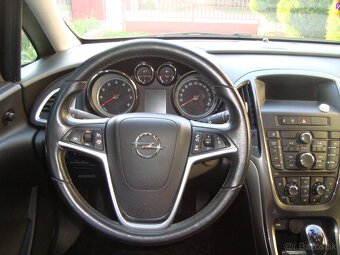 Opel Astra Sports Tourer COSMO - 9