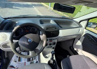 Fiat Punto 1,2 i Nová STK benzín manuál 44 kw - 9