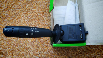 Predám náhradné diely na Peugeot 405 - 9