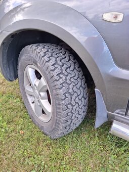Kia Sorento - 9