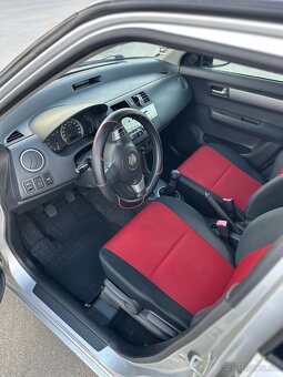 Suzuki Swift 1.3 benzín 67 kW MT/5 - 9