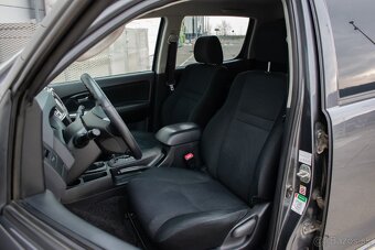 Toyota Hilux DC 3.0 I D-4D Sol A/T REZERVOVANÉ - 9