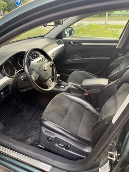 Škoda Superb 2.0 TDI CR 125 kW DSG Combi, r.v. 2012 - 9